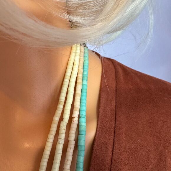 Unique Metal and Bead Necklace - Picture 5 of 11